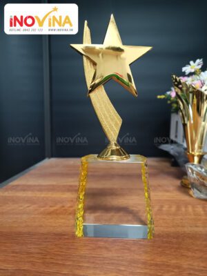 Inovina Nhà Sản Xuất Và Cung Cấp Quà Tặng Đại Hội Giá Tốt Nhất. bieu trung pha le 79