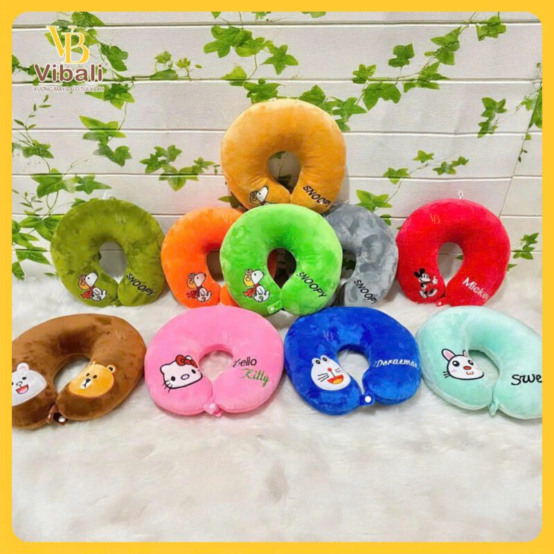 Gia Công Thêu Gối Chữ U