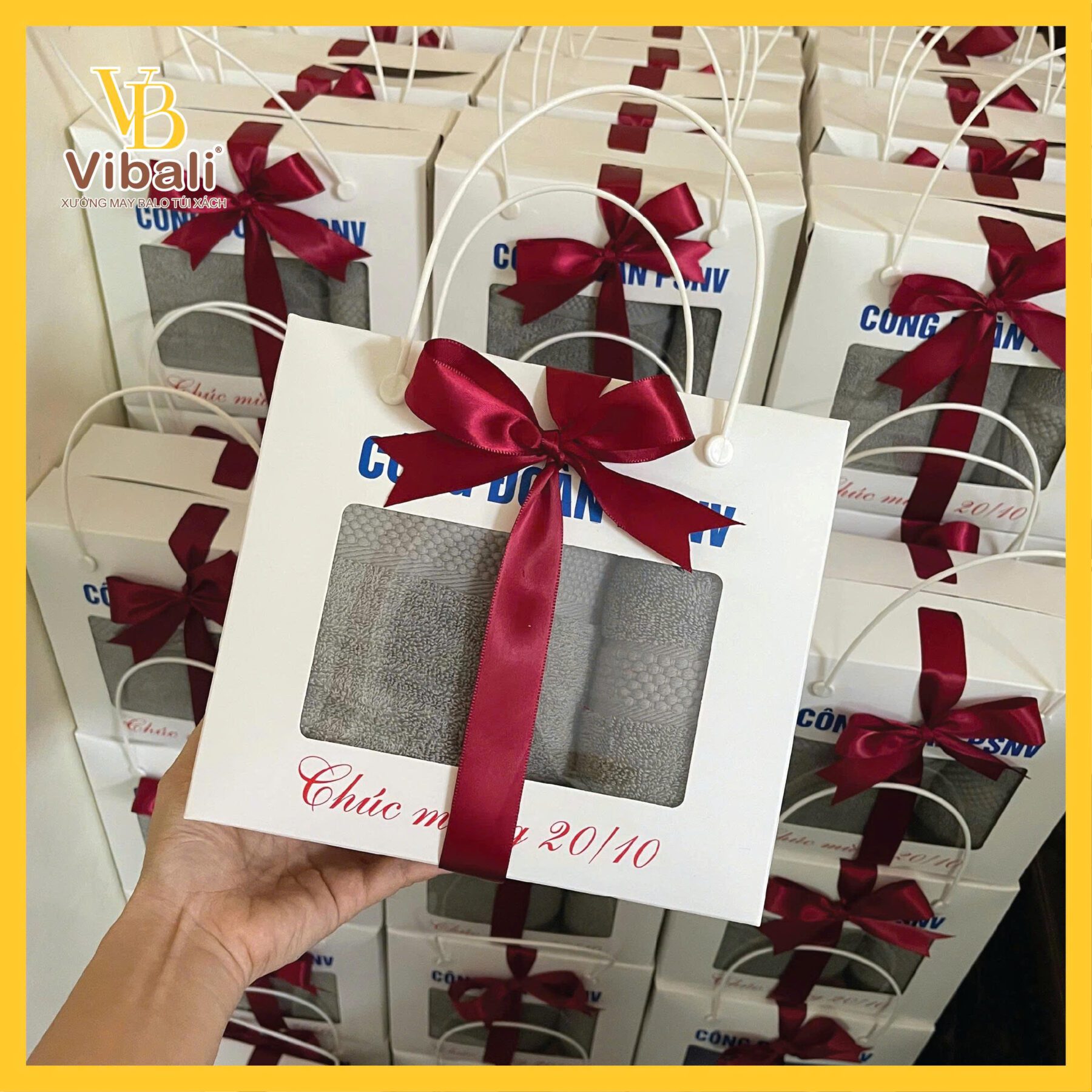 90+Quà Tặng 20-10 cho nhân viên ý nghĩa xưởng may balo túi xách giá tốt set khăn quà tặng 20-10 xưởng may vibali