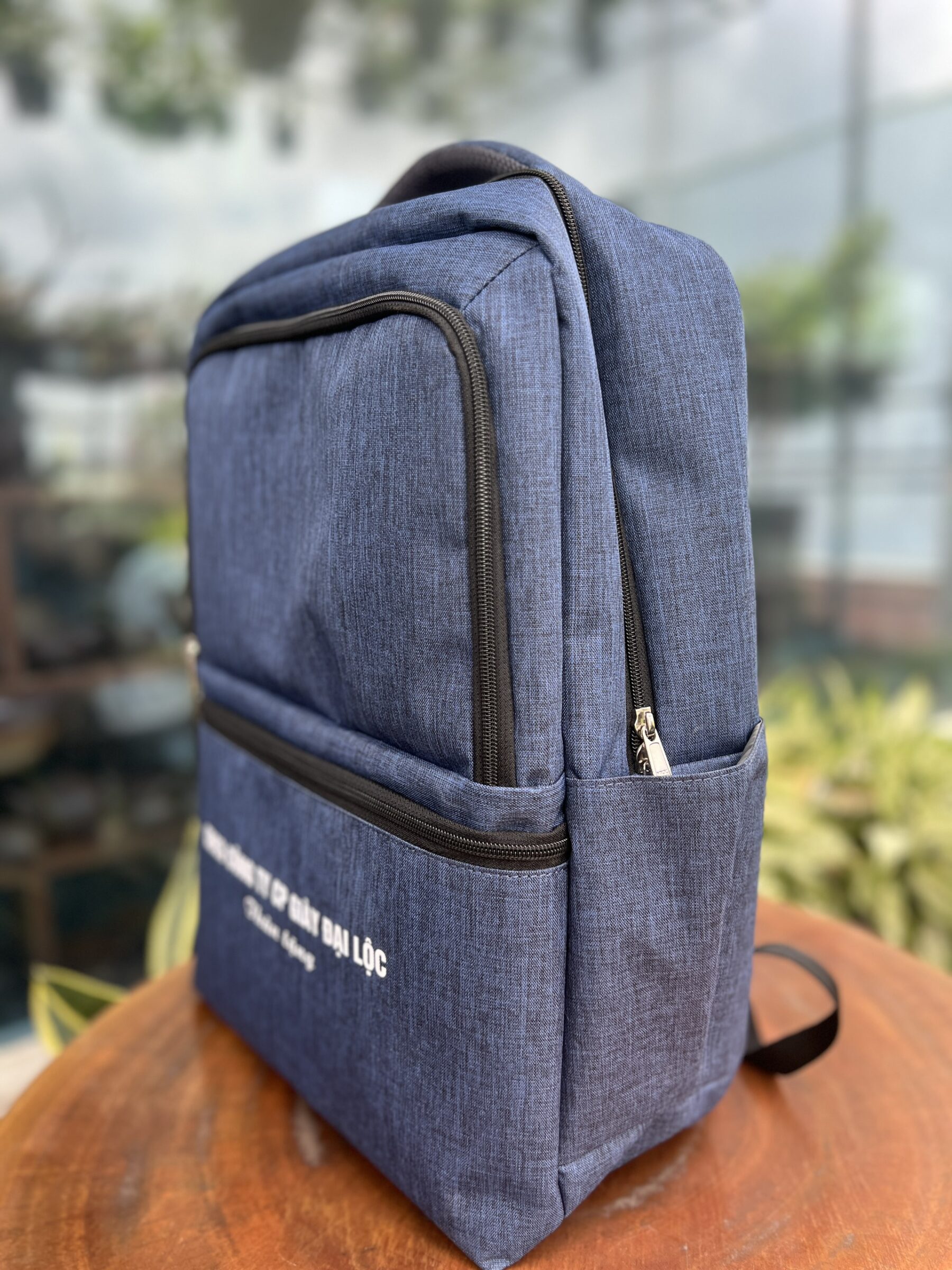 Balo laptop quà tặng cty Giày Đại Lộc VBB059