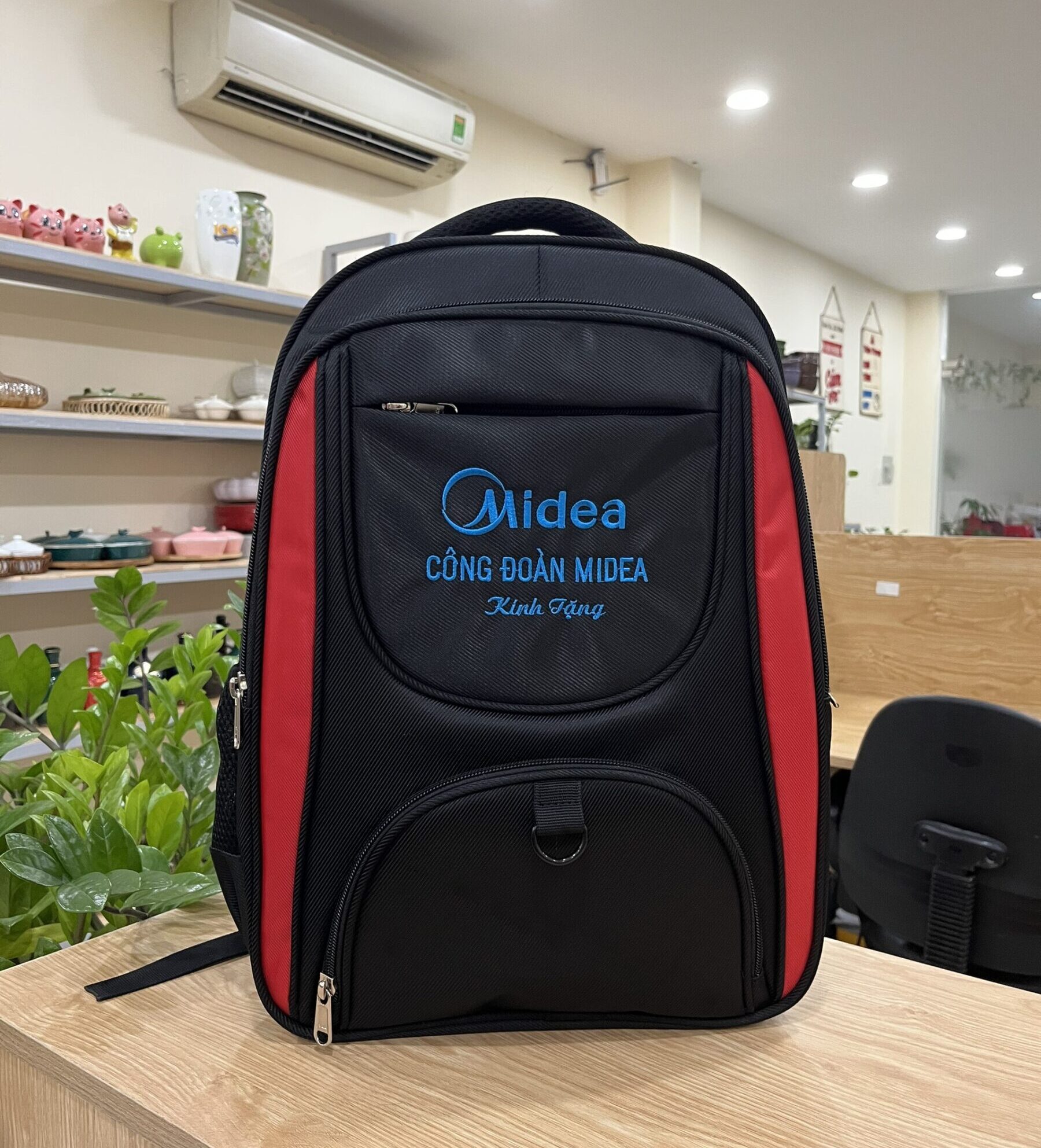 Balo quà tặng Midea VBB003 Balo quà tặng Midea VBB003