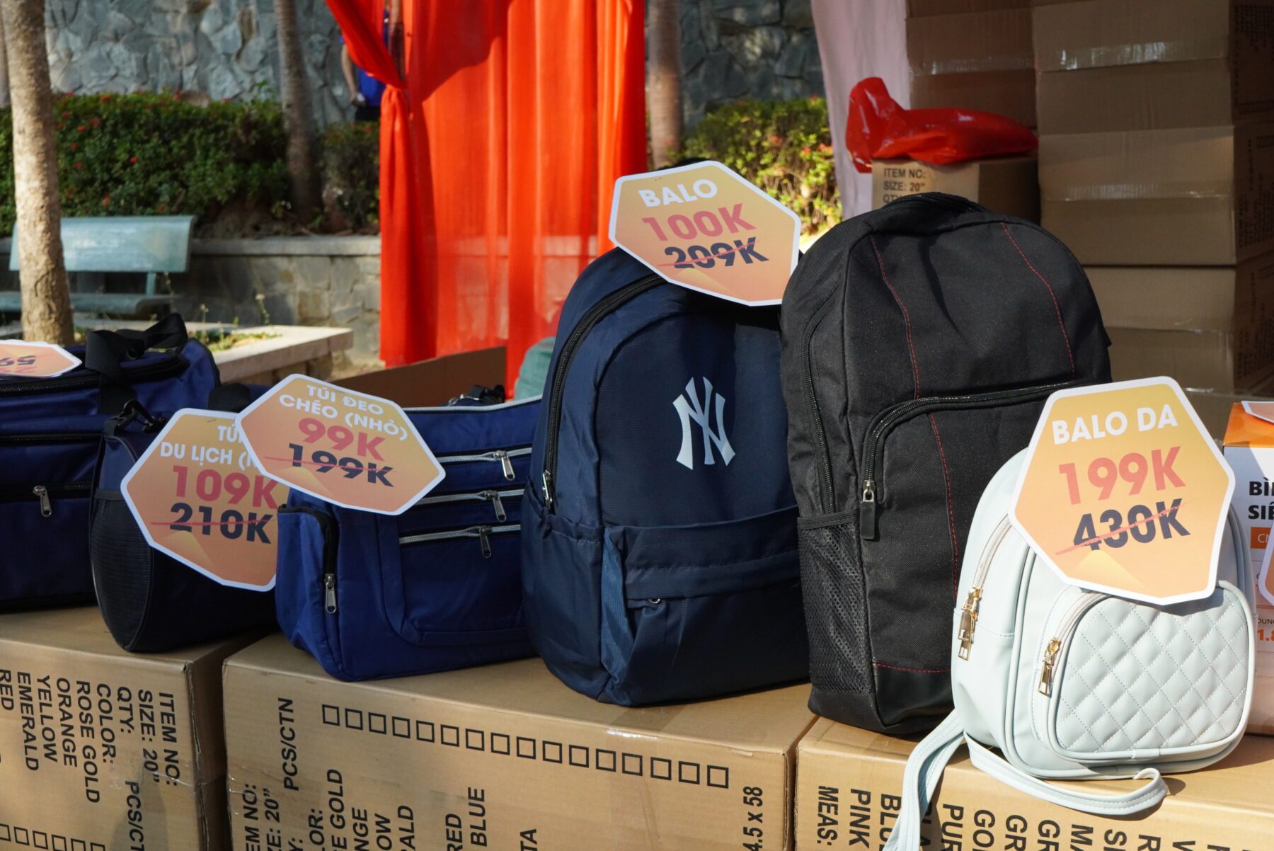 Vibali tham gia bán hàng tại chương trình “Tết sum vầy - Xuân ơn đảng” năm 2026