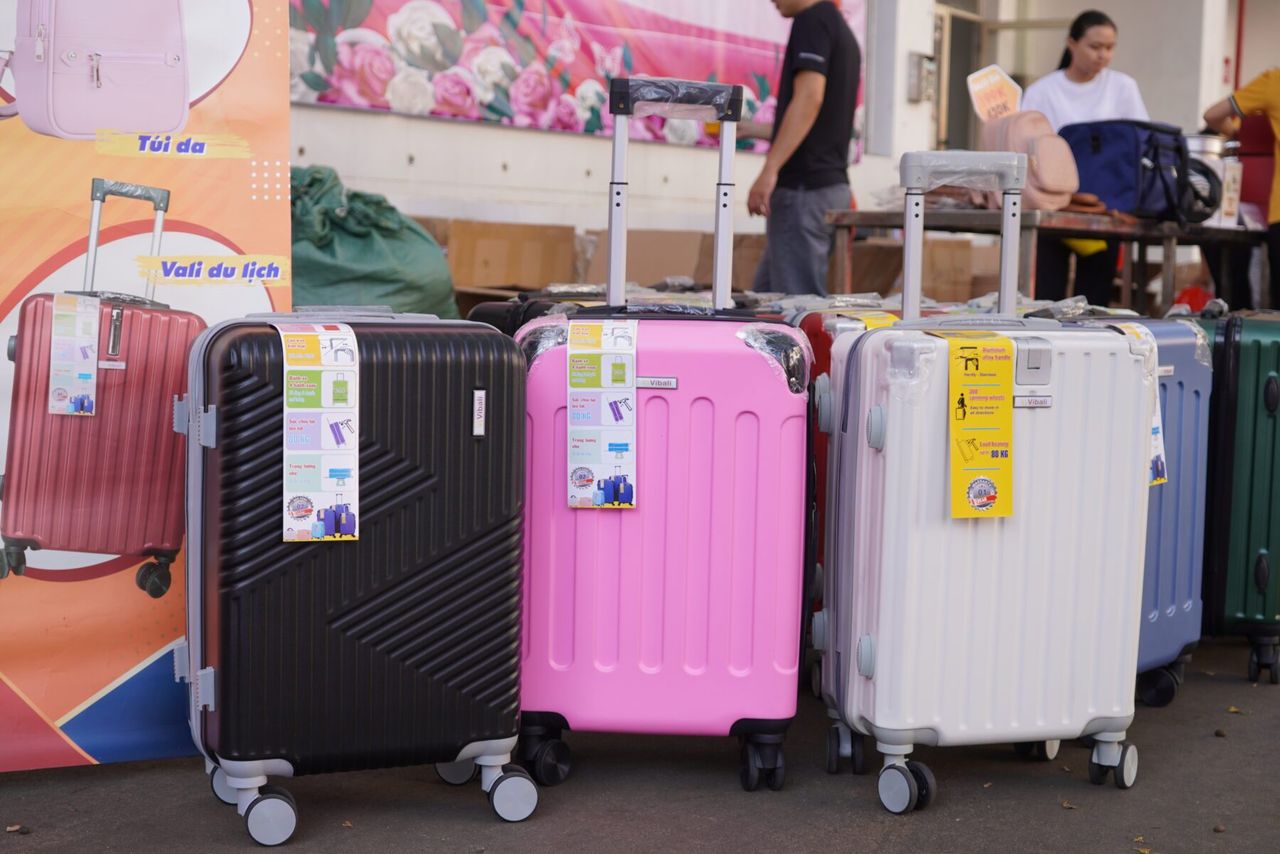 Vali quà tặng doanh nghiệp sang trọng in logo theo yêu cầu