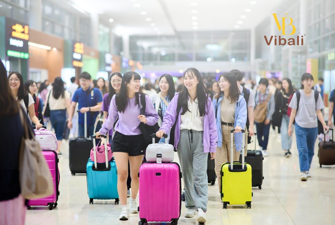 Vali in logo quà tặng ngày 8/3 số lượng lớn theo yêu cầu doanh nghiệp