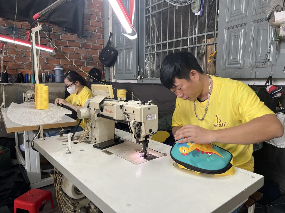 Top 3 xưởng sản xuất balo giá rẻ tại HCM IMG 2862