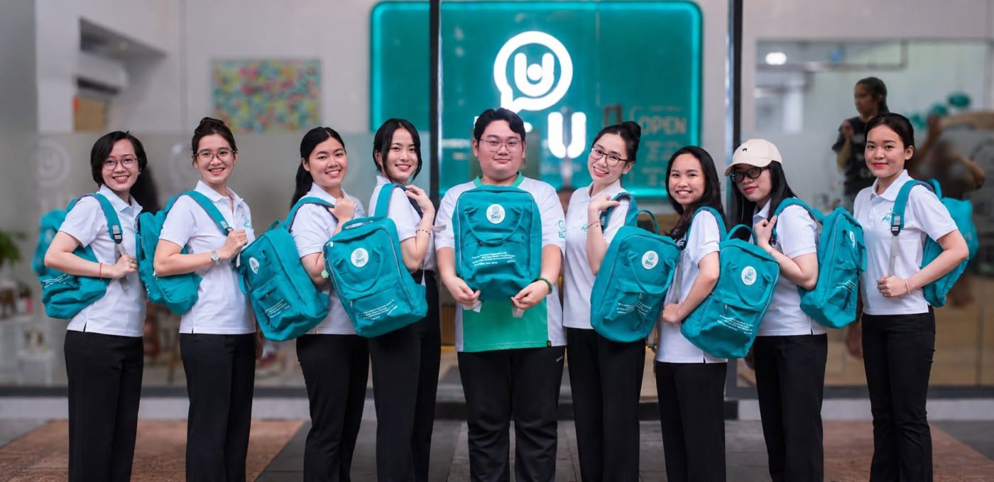 Xưởng may Balo quà tặng trung tâm ngoại ngữ in logo giá rẻ HCM balo quà tặng trung tâm ngoại ngữ in logo sắc nét