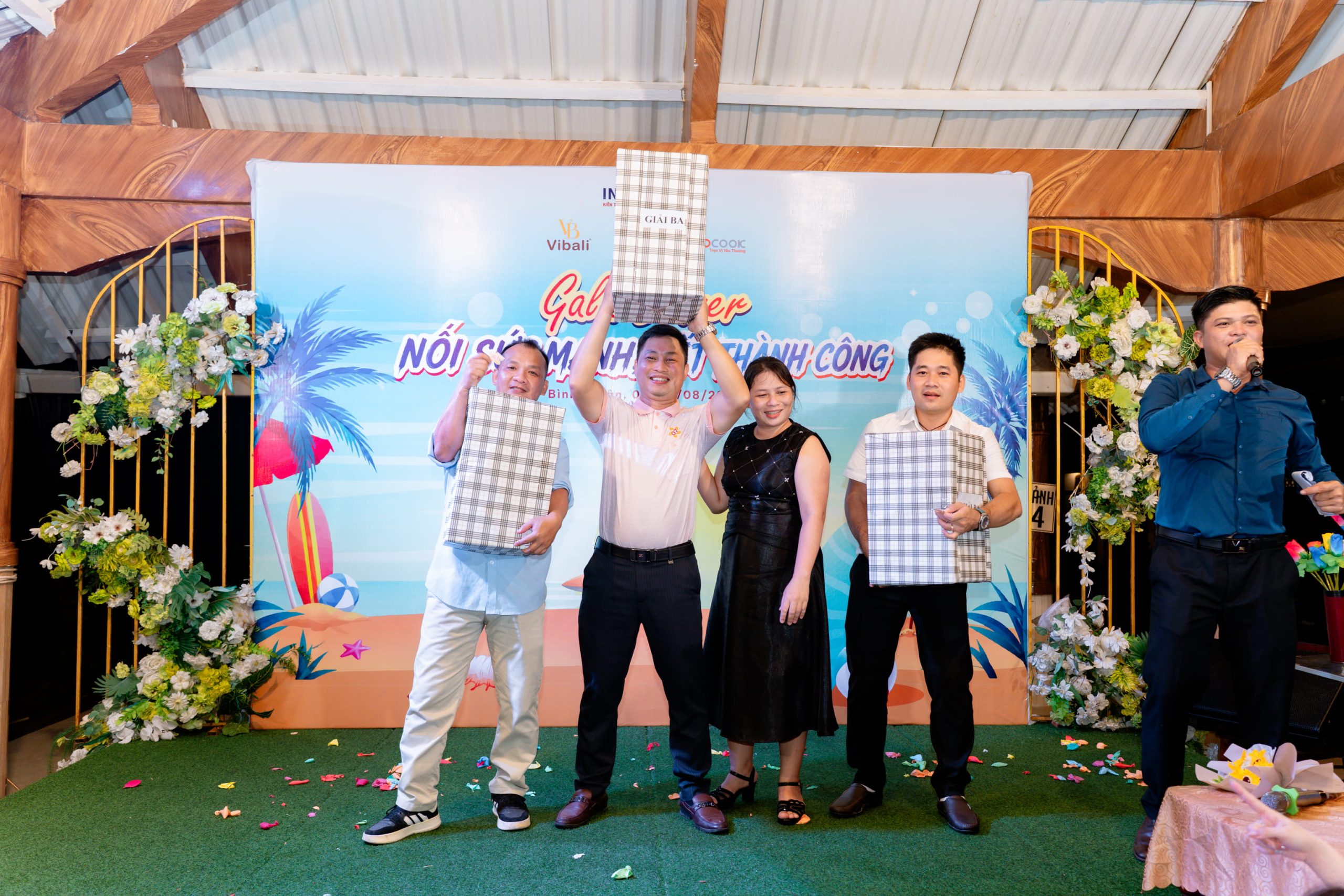 Du lịch hè 2026 Vibali | Teambuilding "Nối sức mạnh, kết thành công" BDI00851 scaled