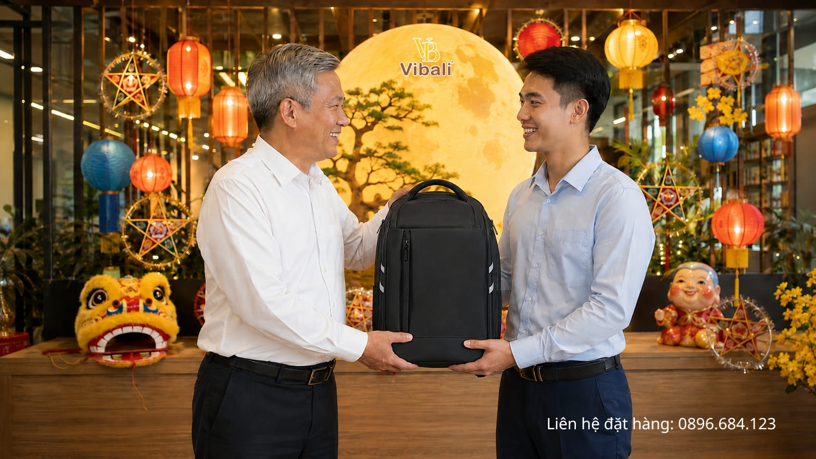 Balo in logo quà tặng tết đoàn viên thiết thực và ý nghĩa Balo in logo giả pháp quà tặng tết đoàn viên thiết thực