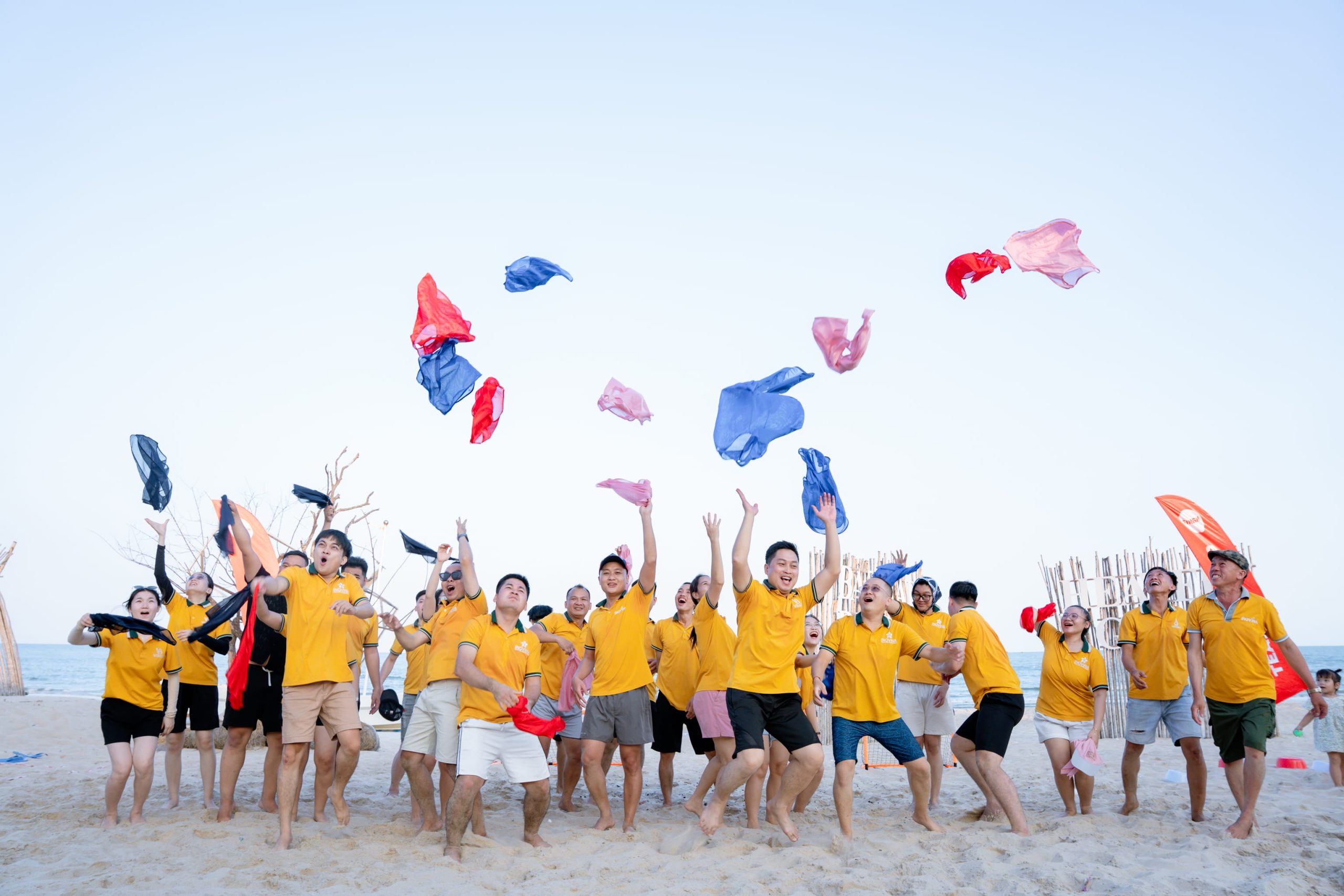 Du lịch hè 2026 Vibali | Teambuilding "Nối sức mạnh, kết thành công" Du lịch hè 2026 Vibali | Teambuilding "Nối sức mạnh, kết thành công"