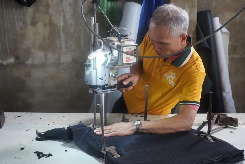 Balo in logo quà tặng tết đoàn viên thiết thực và ý nghĩa Xưởng may Vibali là đơn vị trực tiếp thiết kế và sản xuất các dòng balo quà tặng, balo laptop, balo da và túi xách doanh nghiệp